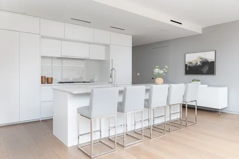 $2,995,000 | 10 Farnsworth Street, Unit 3A, Boston, MA 02210