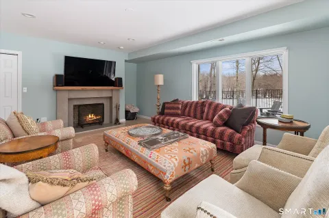 $2,495,000 | 215 South Lake Drive, Stamford, CT 06903