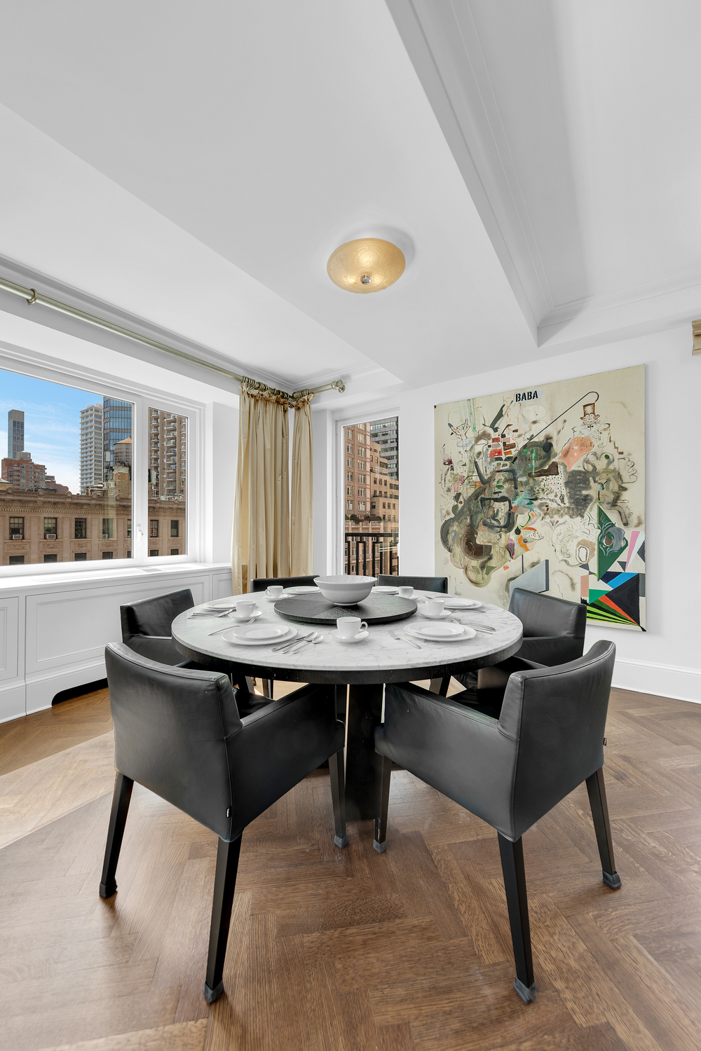 530 Park Avenue, Unit 17A Manhattan, NY 10065 - Photo 6 of 22 Gallery Image 6