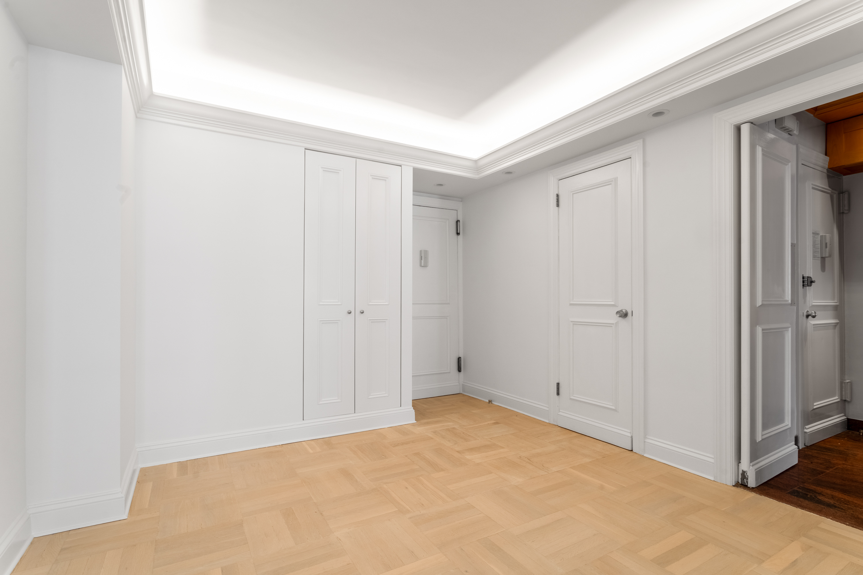 715 Park Avenue, Unit 6D Manhattan, NY 10021 - Photo 15 of 16
