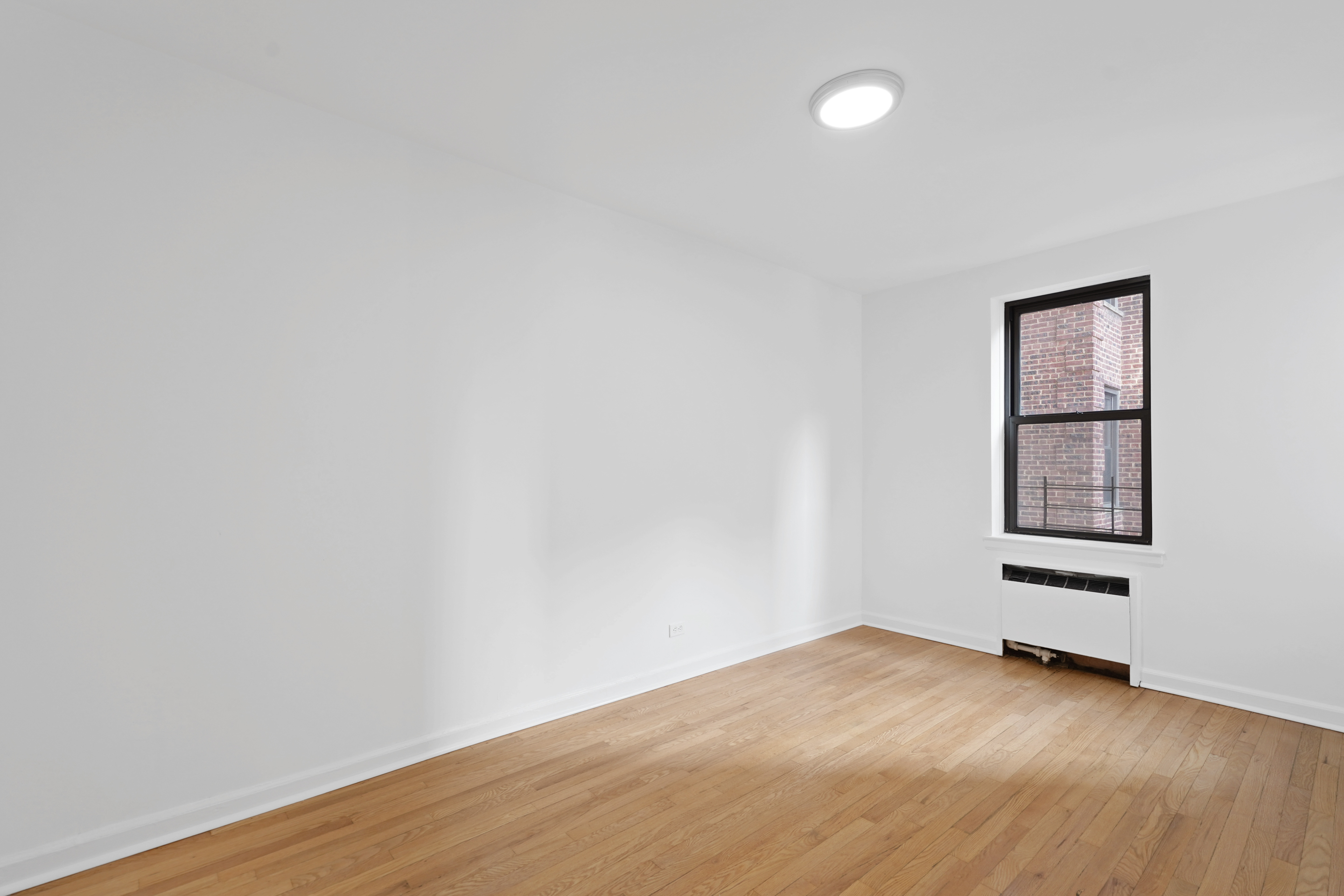 445 West 240th Street, Unit 3A Bronx, NY 10463 - Photo 13 of 36 Gallery Image 13