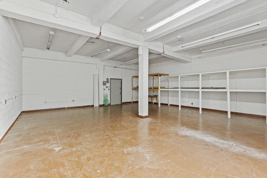 315 East 91st Street, Unit 6C Manhattan, NY 10128 - Photo 8 of 8 a view of an empty room with closet area