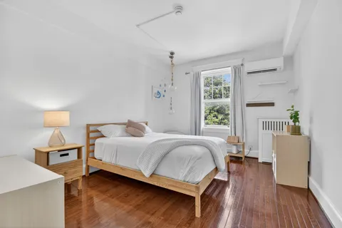 $630,000 | 2009 Belmont Road Northwest, Unit 303, Washington, DC 20009