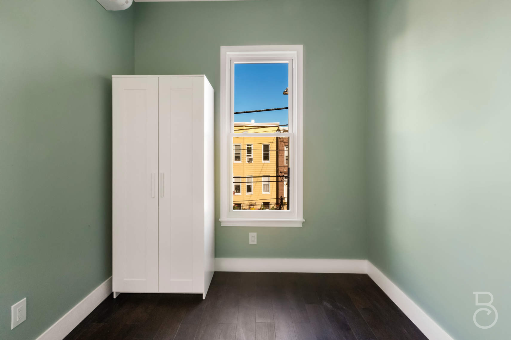 12-26 30th Drive, Unit 2 Queens, NY 11102 - Photo 8 of 12