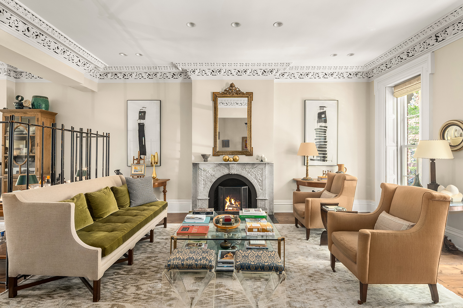204 Warren Street Brooklyn, NY 11201 - Photo 2 of 29 a living room with furniture and a fireplace