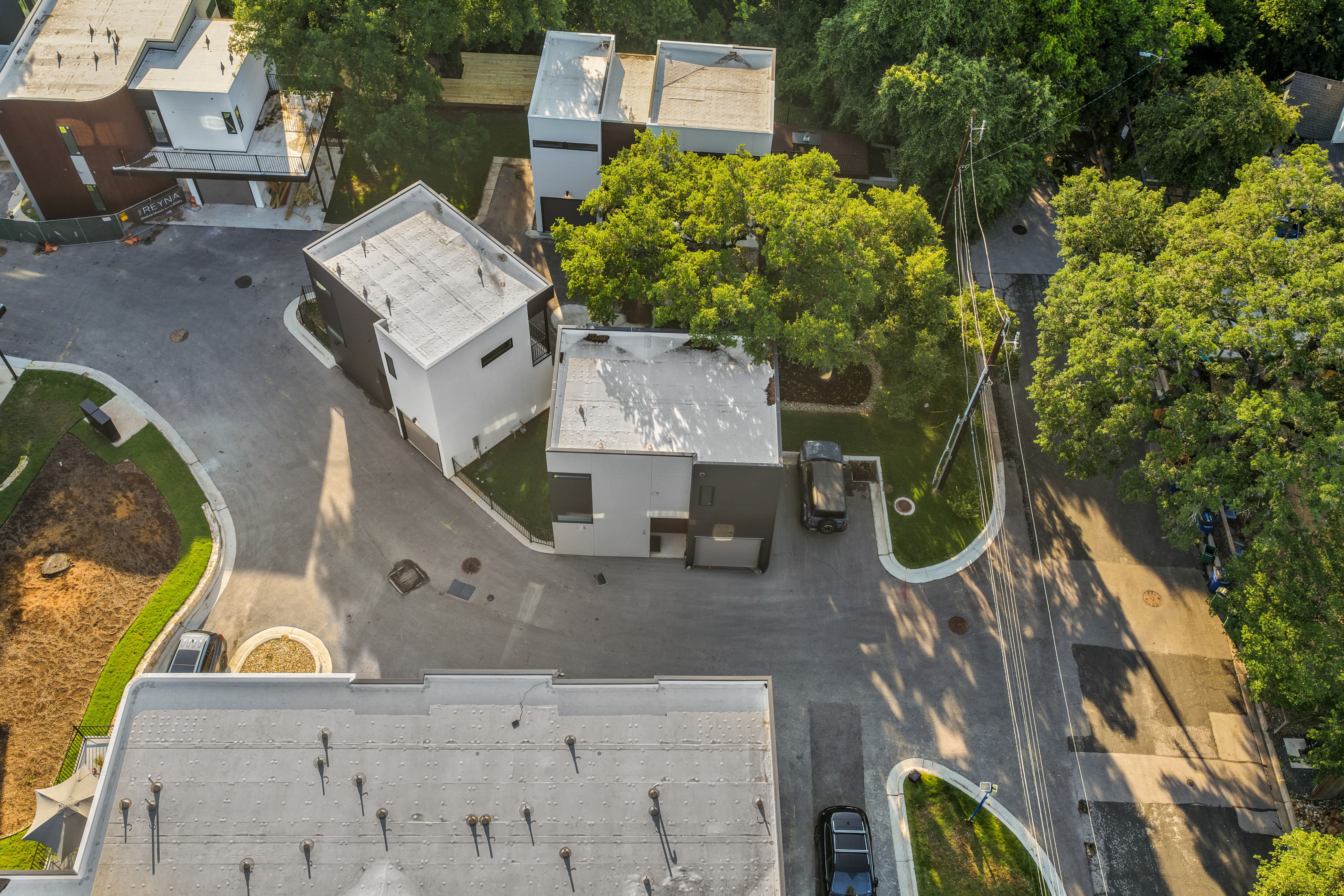 219 Lessin Lane, Unit 15 Austin, TX 78704 - Photo 52 of 53 Gallery Image 52