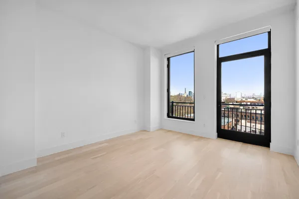 $8,000 | 111 Montgomery Street, Unit 12L | Crown Heights