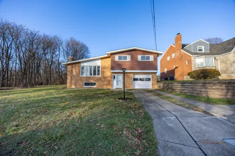 $249,999 | 407 Marion Avenue, Springdale, PA 15144