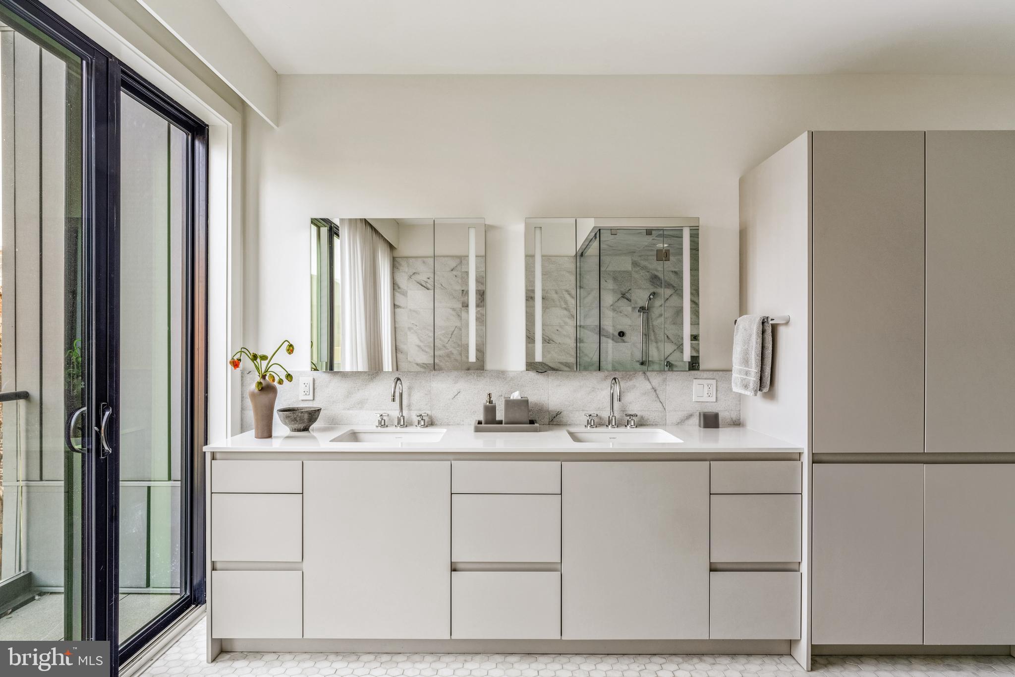 249 South 24th Street, Unit H Philadelphia, PA 19103 - Photo 29 of 57