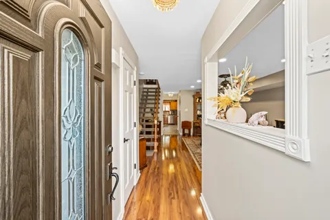 $649,995 | 15 Hickory Circle | Huguenot