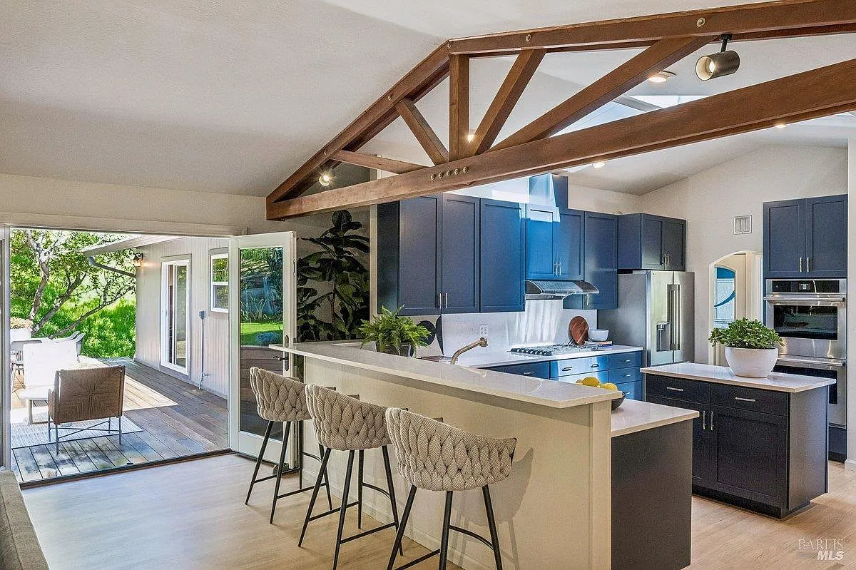 15 Underhill Road Mill Valley, CA 94941 - Photo 12 of 41