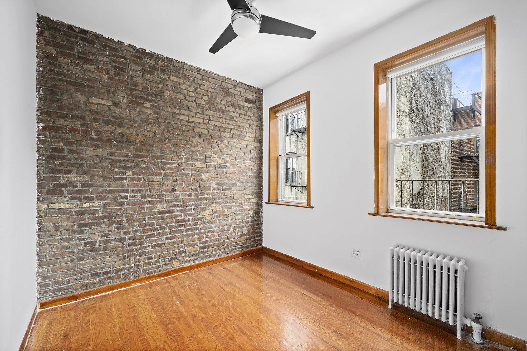 326 East 11th Street, Unit 8 Manhattan, NY 10003 - Photo 4 of 7