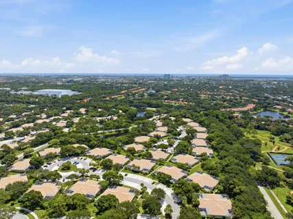 $355,000 | 10701 Chapman Oak Court, Palm Beach Gardens, FL 33410