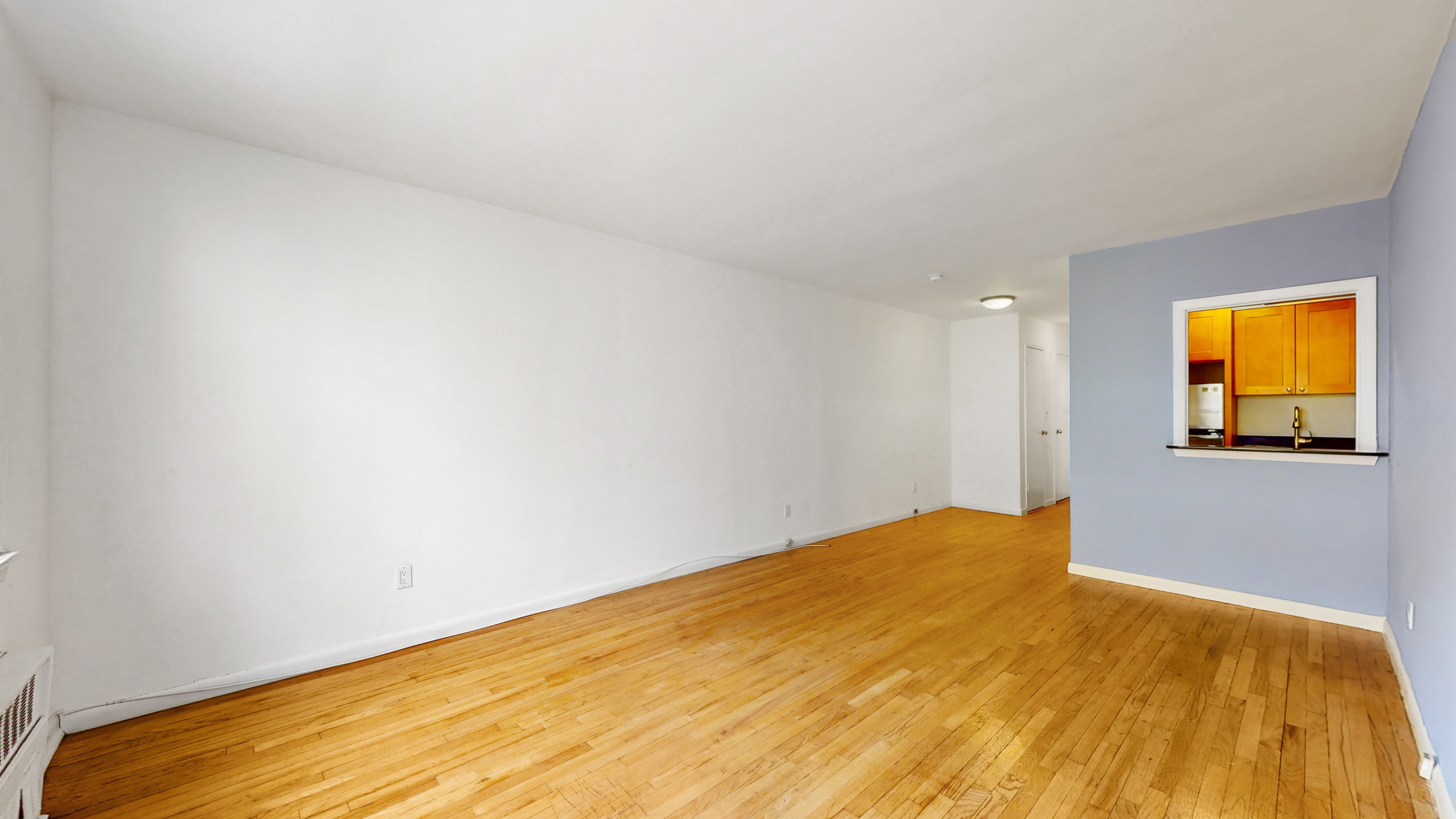 212 East 77th Street, Unit 4E Manhattan, NY 10075 - Photo 3 of 10