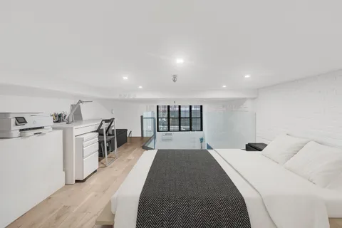 $950,000 | 324 Pearl Street, Unit 1A | Financial District