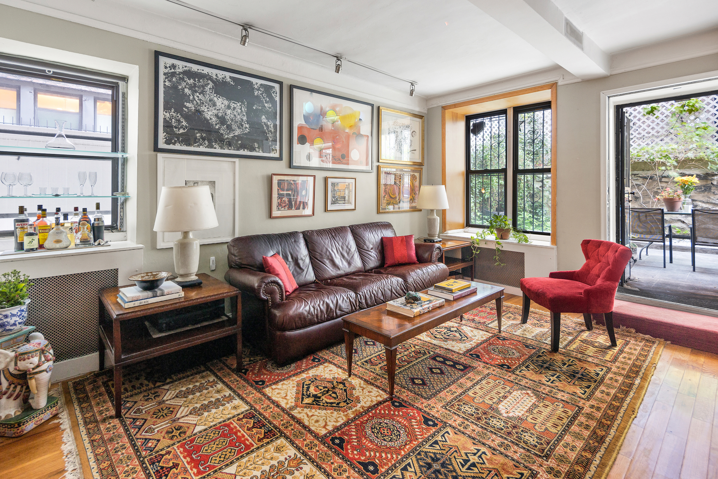 62 East 87th Street, Unit 1C Manhattan, NY 10128 - Photo 2 of 12