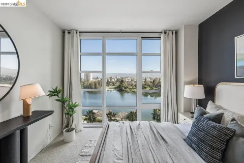 $798,000 | 1 Lakeside Drive, Unit 911, Oakland, CA 94612