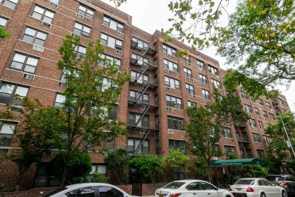$8,495 | 211 East 18th Street, Unit 4RS | Gramercy