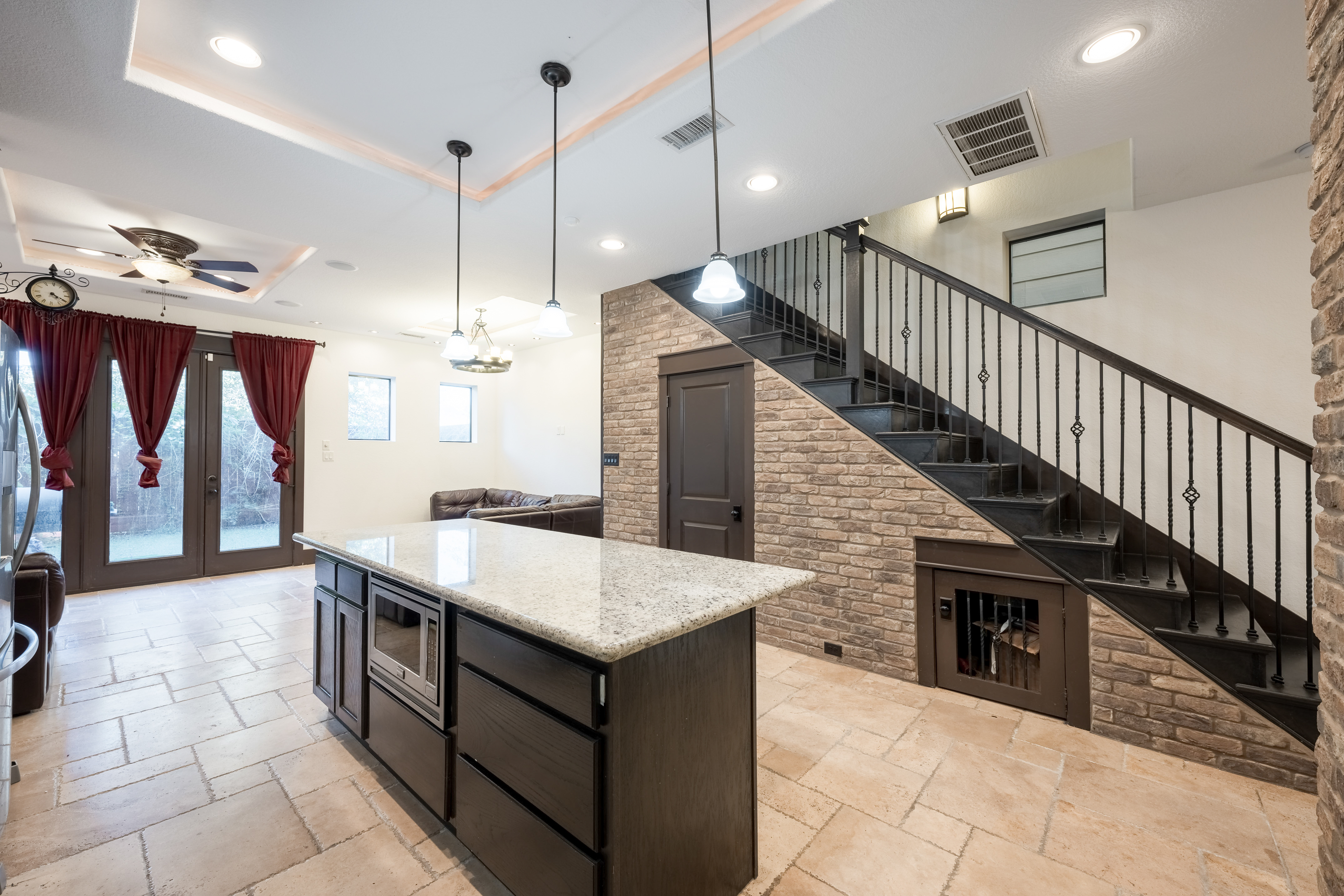 406 Fenn Street Houston, TX 77018 - Photo 9 of 33