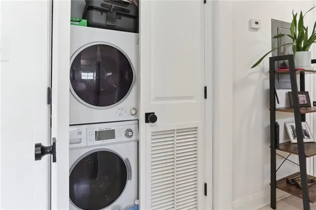 $315,000 | 1117 Ninth Street, Unit 202, New Orleans, LA 70115