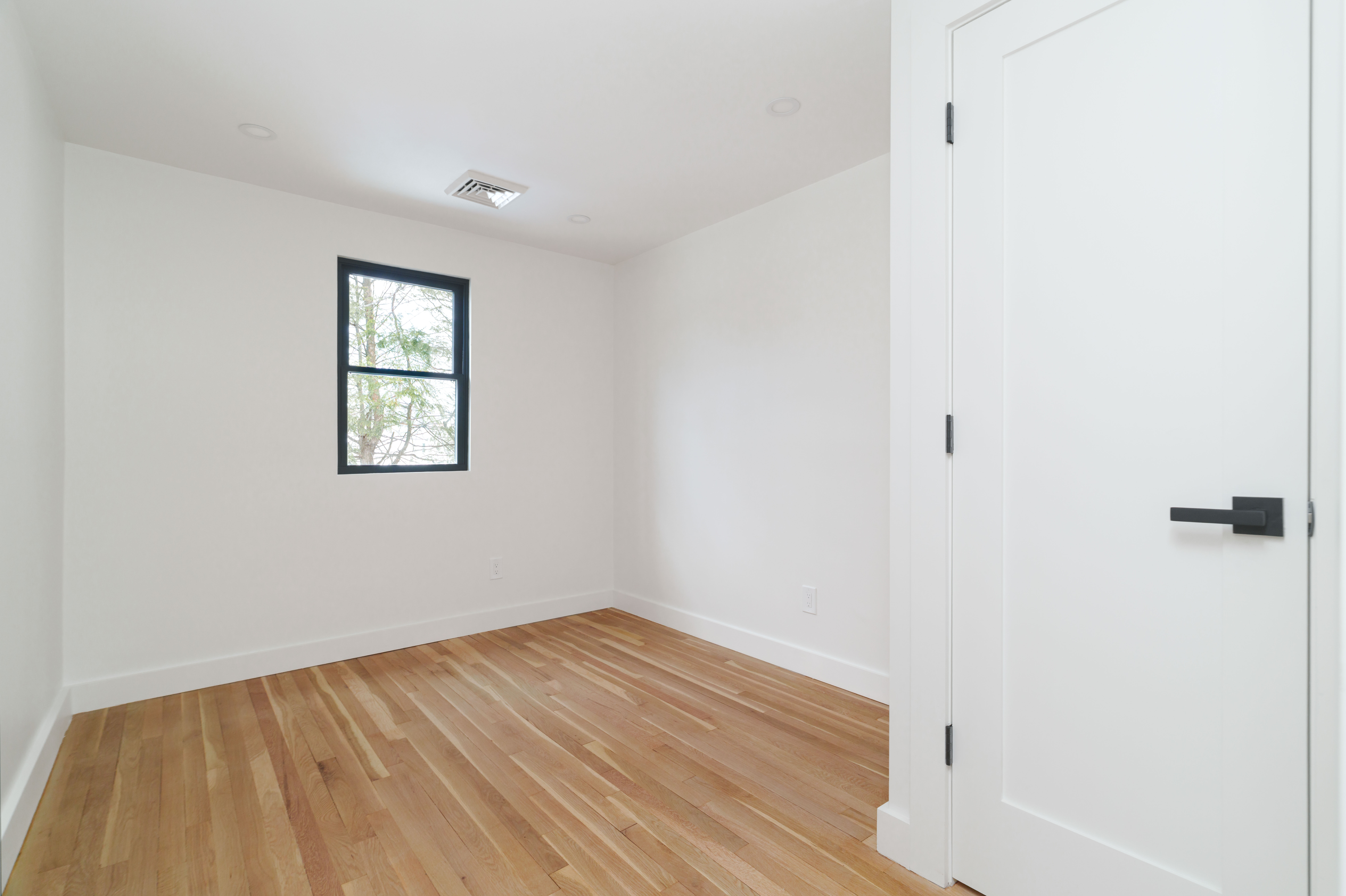 8 Emily Road Framingham, MA 01701 - Photo 27 of 48