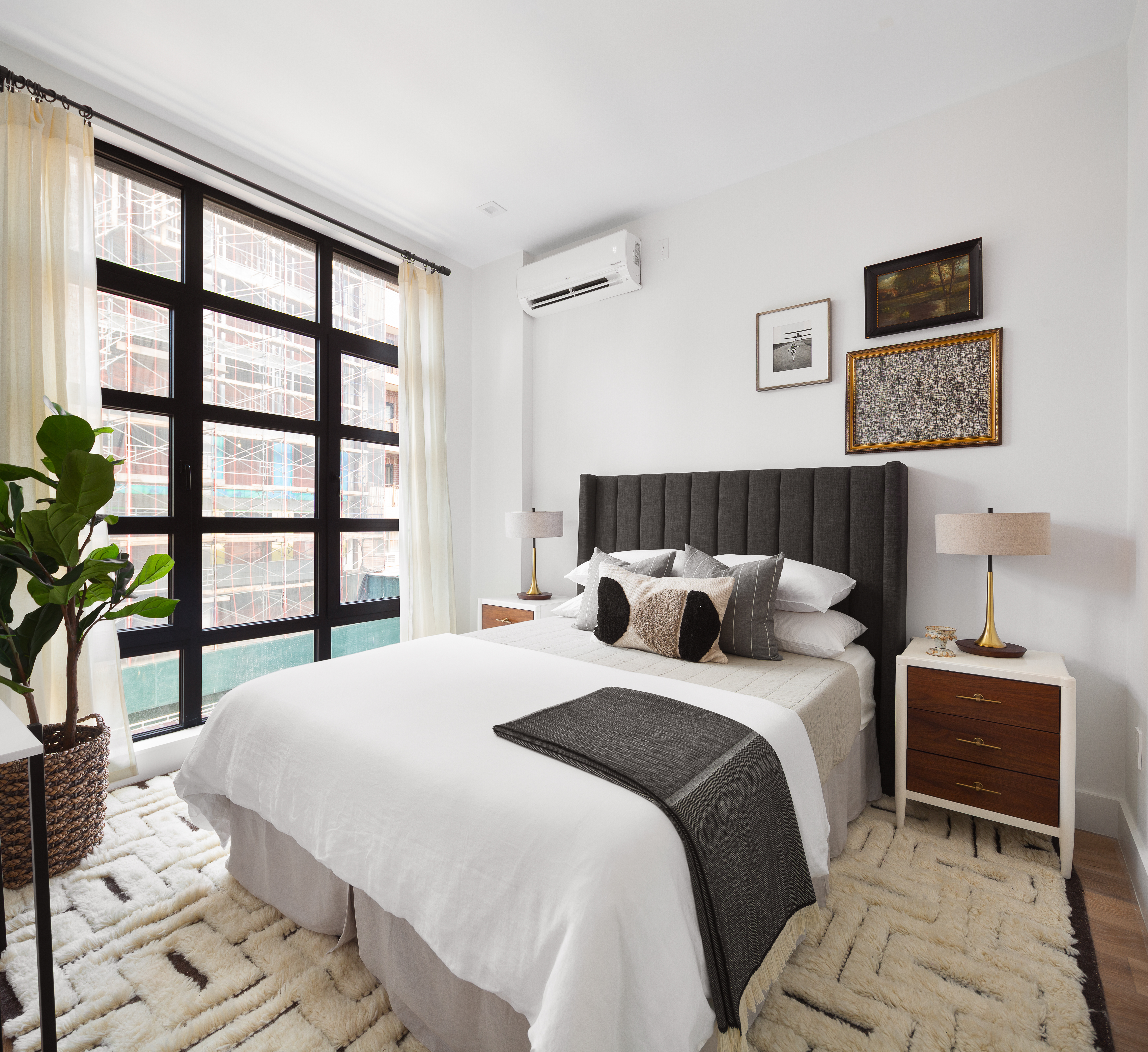 37-29 32nd Street, Unit 5A Queens, NY 11101 - Photo 6 of 7 Gallery Image 6