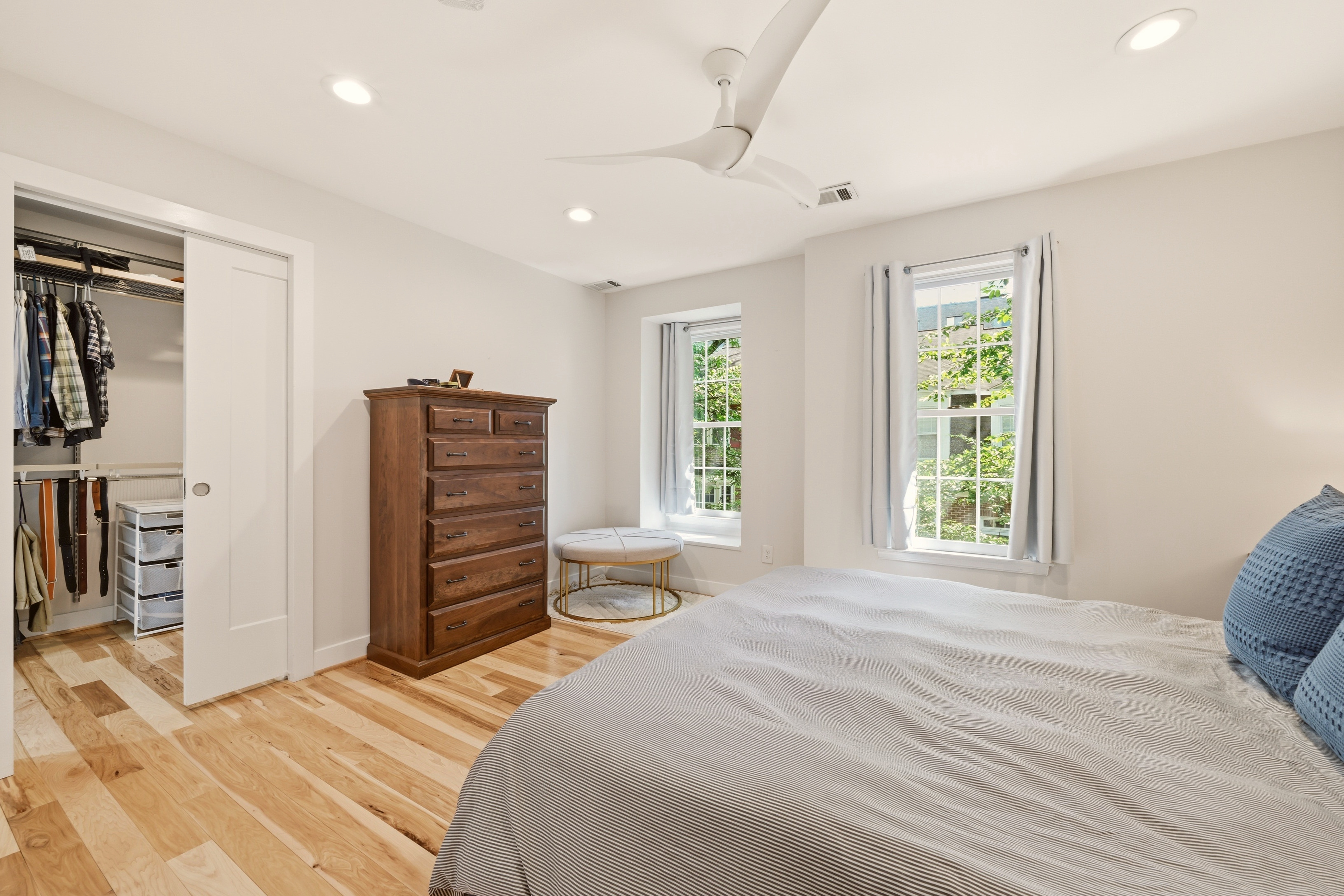 1111 Fairview Court Silver Spring, MD 20910 - Photo 15 of 38