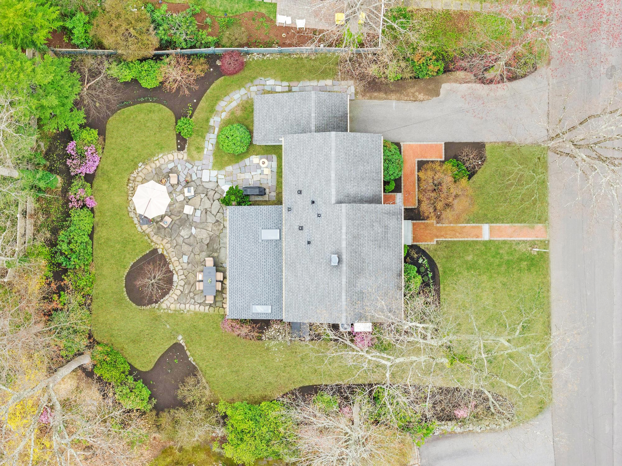 31 Woodland Road Lexington, MA 02420 - Photo 40 of 44