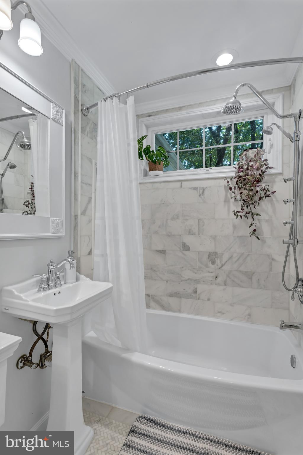 3227 Annandale Road Falls Church, VA 22042 - Photo 24 of 42