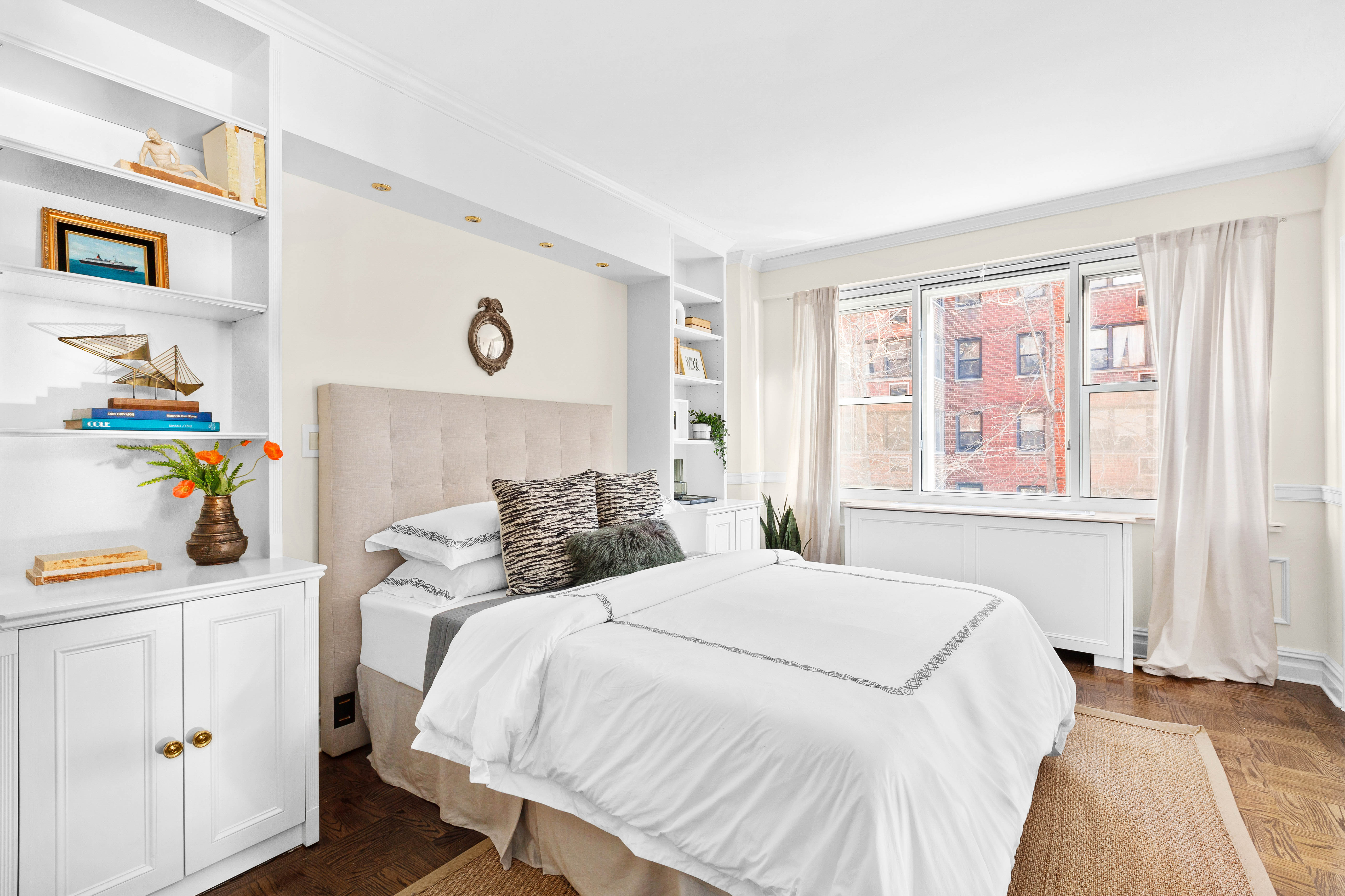 12 Beekman Place, Unit 3A Manhattan, NY 10022 - Photo 14 of 21