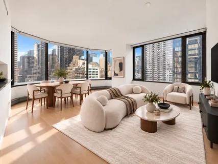 $1,895,000 | 50 United Nations Plaza, Unit 12C | Midtown East