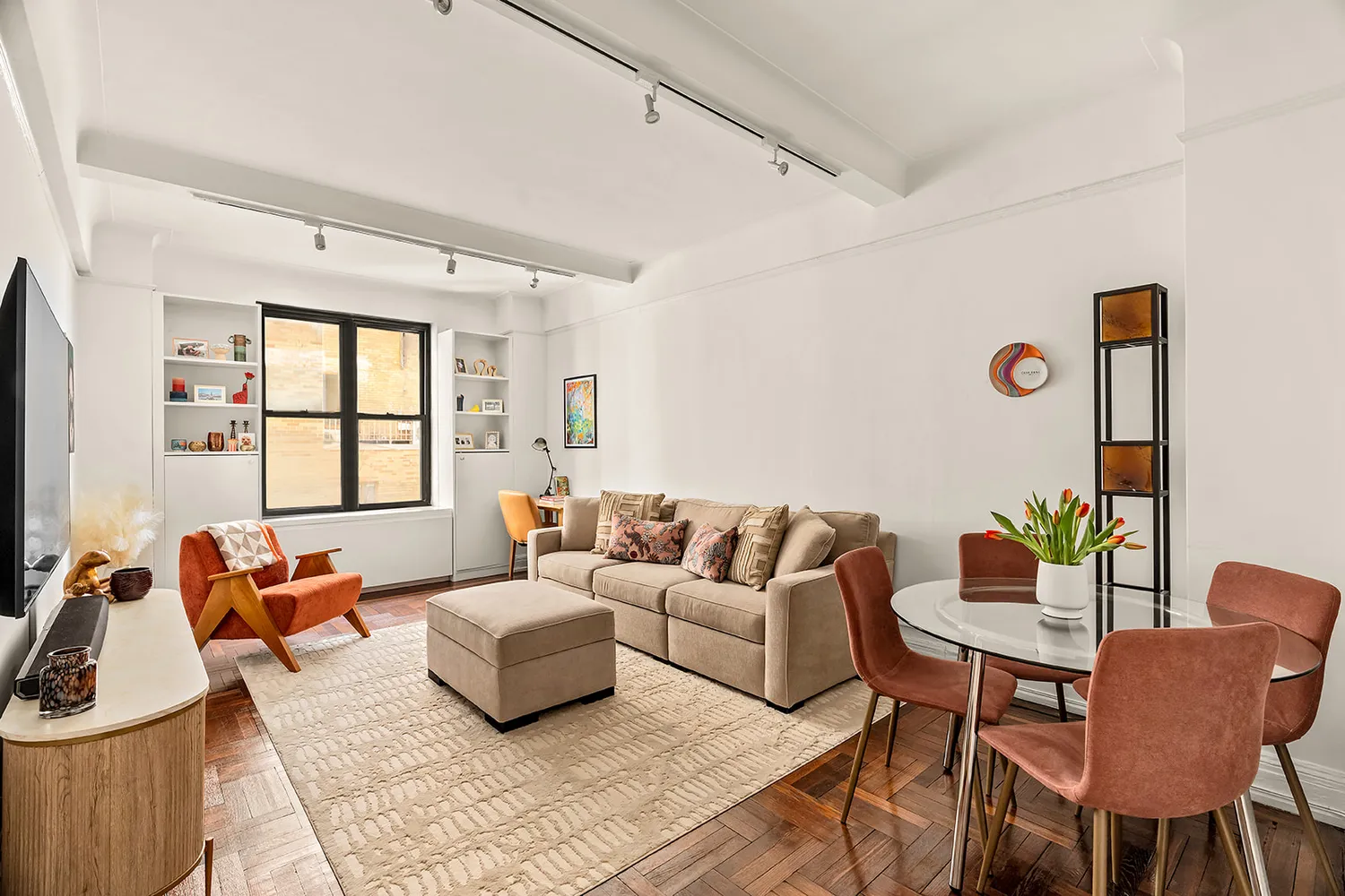 $650,000 | 12 West 72nd Street, Unit 11E | Upper West Side