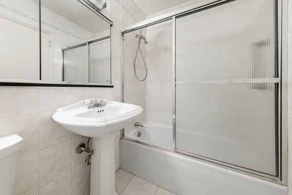 $565,000 | 70-31 108th Street, Unit 6E | Forest Hills