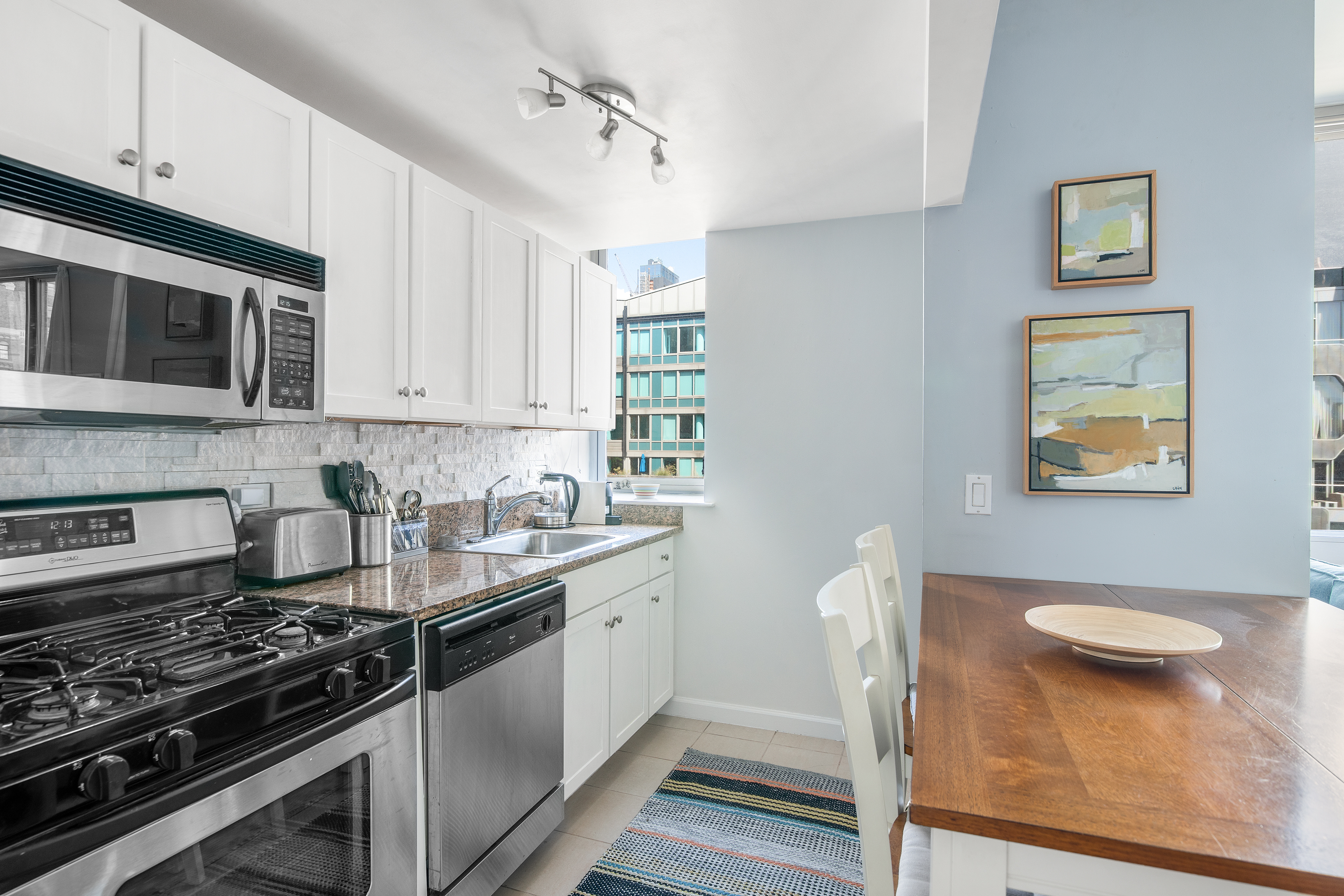 520 West 23rd Street, Unit 12D Manhattan, NY 10011 - Photo 6 of 15