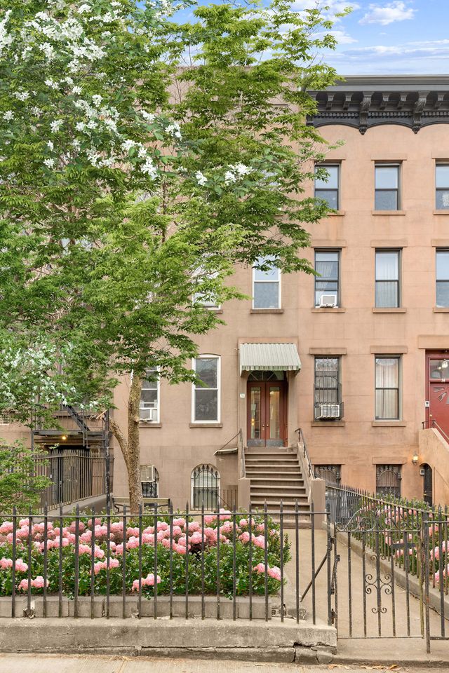 96 2nd Place Brooklyn, NY 11231 - Photo 12 of 14