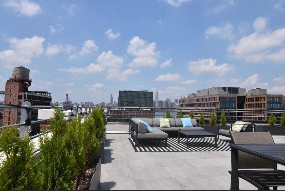 44 Berry Street, Unit 4J Brooklyn, NY 11249 - Photo 8 of 10