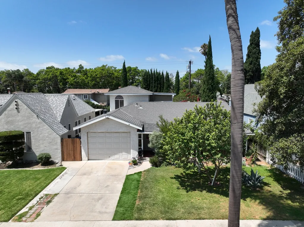 $1,049,900 | 1128 South Parton Street, Santa Ana, CA 92707