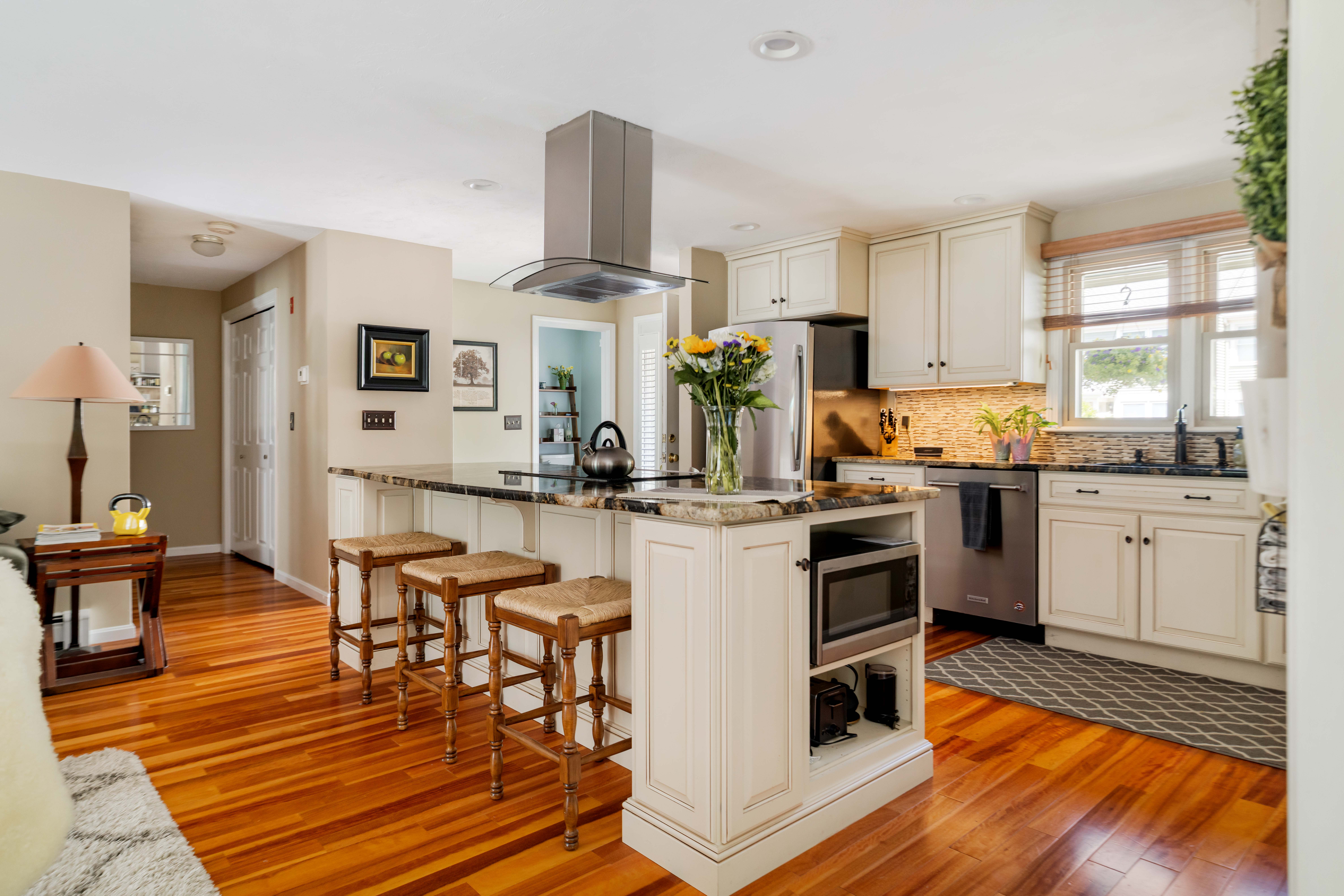 13 Fieldstone Street Upton, MA 01568 - Photo 2 of 41