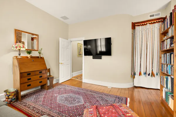 $1,850,000 | 2021 N Street Northwest, Washington, DC 20036