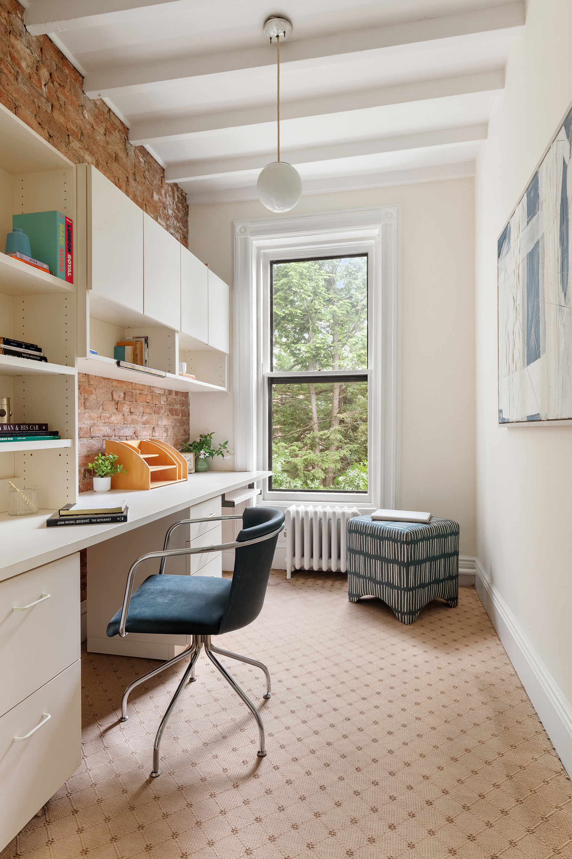 836 President Street Brooklyn, NY 11215 - Photo 13 of 23 a living room with furniture and a window