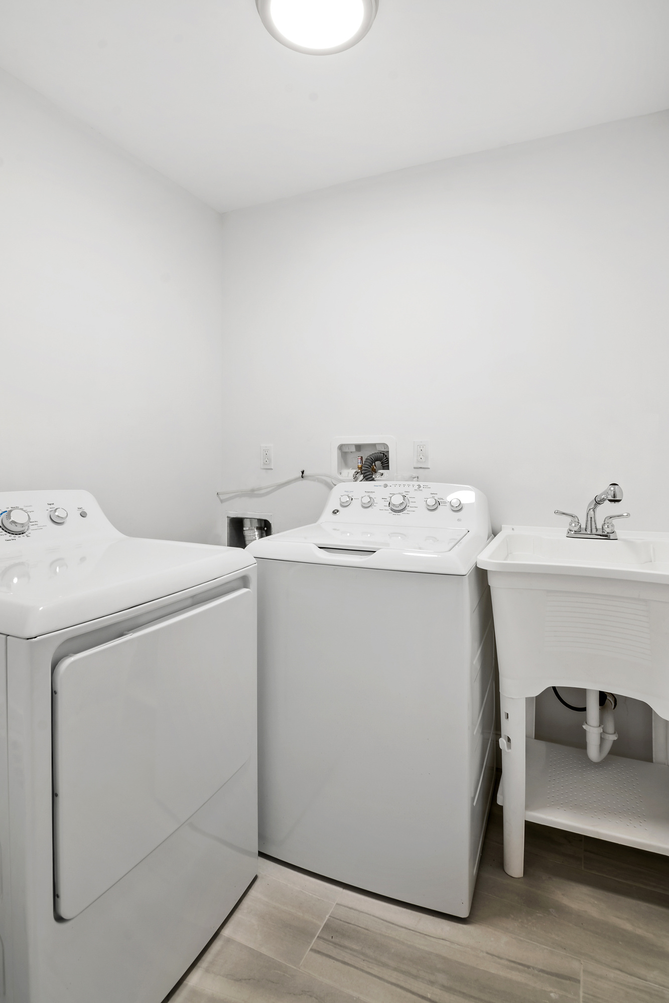 563 Ashford Street Brooklyn, NY 11207 - Photo 9 of 11