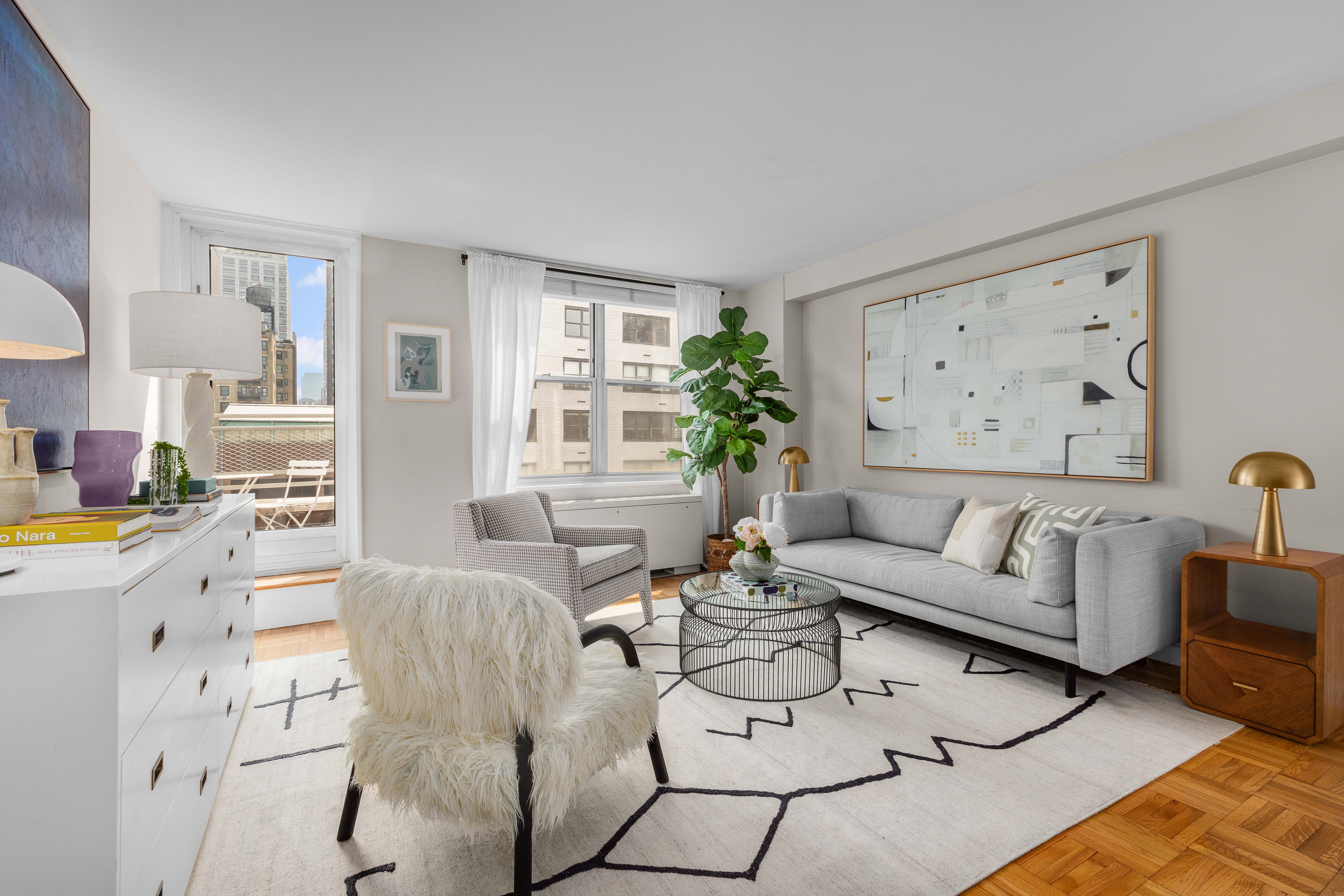 207 East 74th Street, Unit 11G Manhattan, NY 10021 - Photo 3 of 19