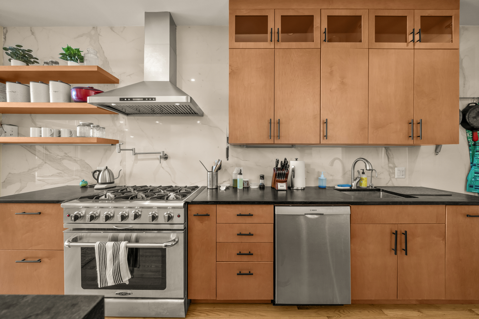 1325 R Street Northwest, Unit B Washington, DC 20009 - Photo 6 of 46