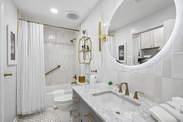 $599,000 | 12 Louisburg Square, Verona, NJ 07044