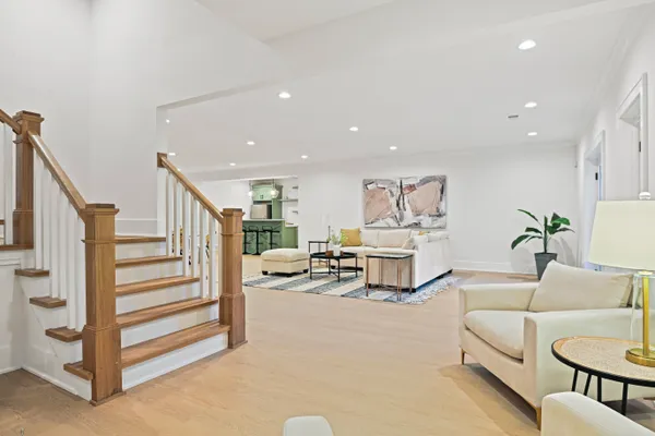 $3,599,000 | 901 Echols Street Southeast, Vienna, VA 22180