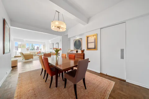 $4,650,000 | 860 5th Avenue, Unit 18A | Lenox Hill