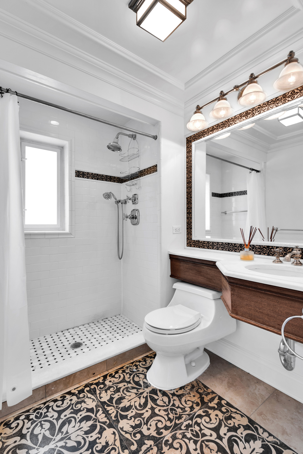 45 Tudor City Place, Unit 1604 Manhattan, NY 10017 - Photo 8 of 12