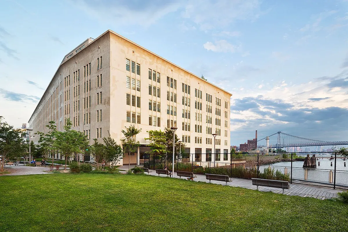 $1,295,000 | 184 Kent Avenue, Unit D519 | Williamsburg