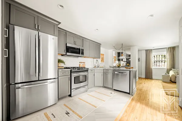 $1,295,000 | 391 3rd Street, Unit 1 | Park Slope