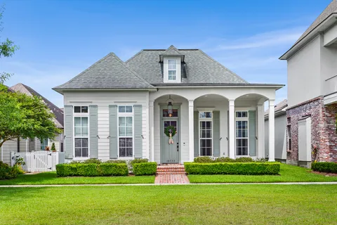 $569,500 | 10733 Spring Fest Lane, Baton Rouge, LA 70810